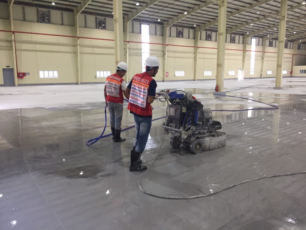Thi Công Mài Đánh Bóng Sàn Bê Tông Nhà Xưởng Tại KCN VSIP 2A Tân Uyên