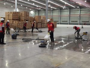 Dịch vụ vệ sinh công nghiệp Bình Dương